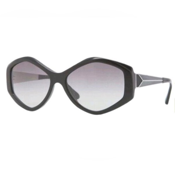 Burberry Geometric Black Sunglasses - Picture 1 of 7